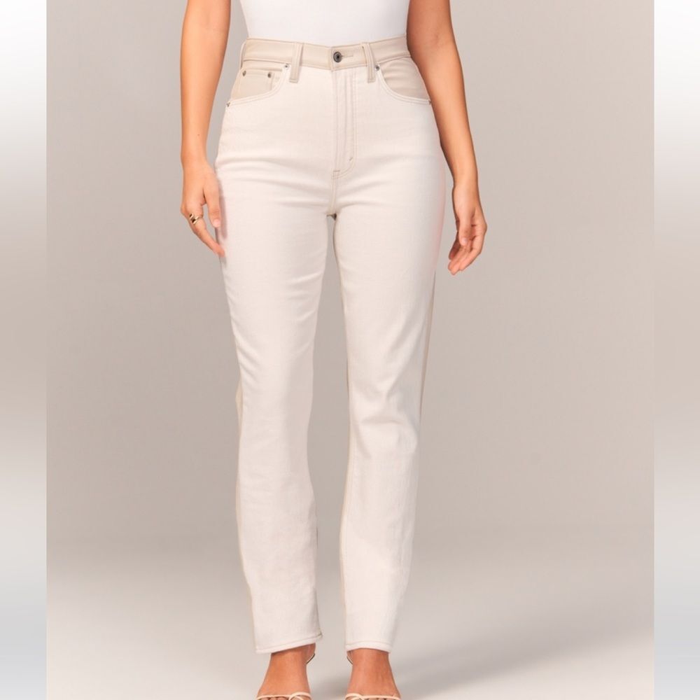 Abercrombie and Fitch Cream and Leather 90s Straight Leg Pants size 23 000